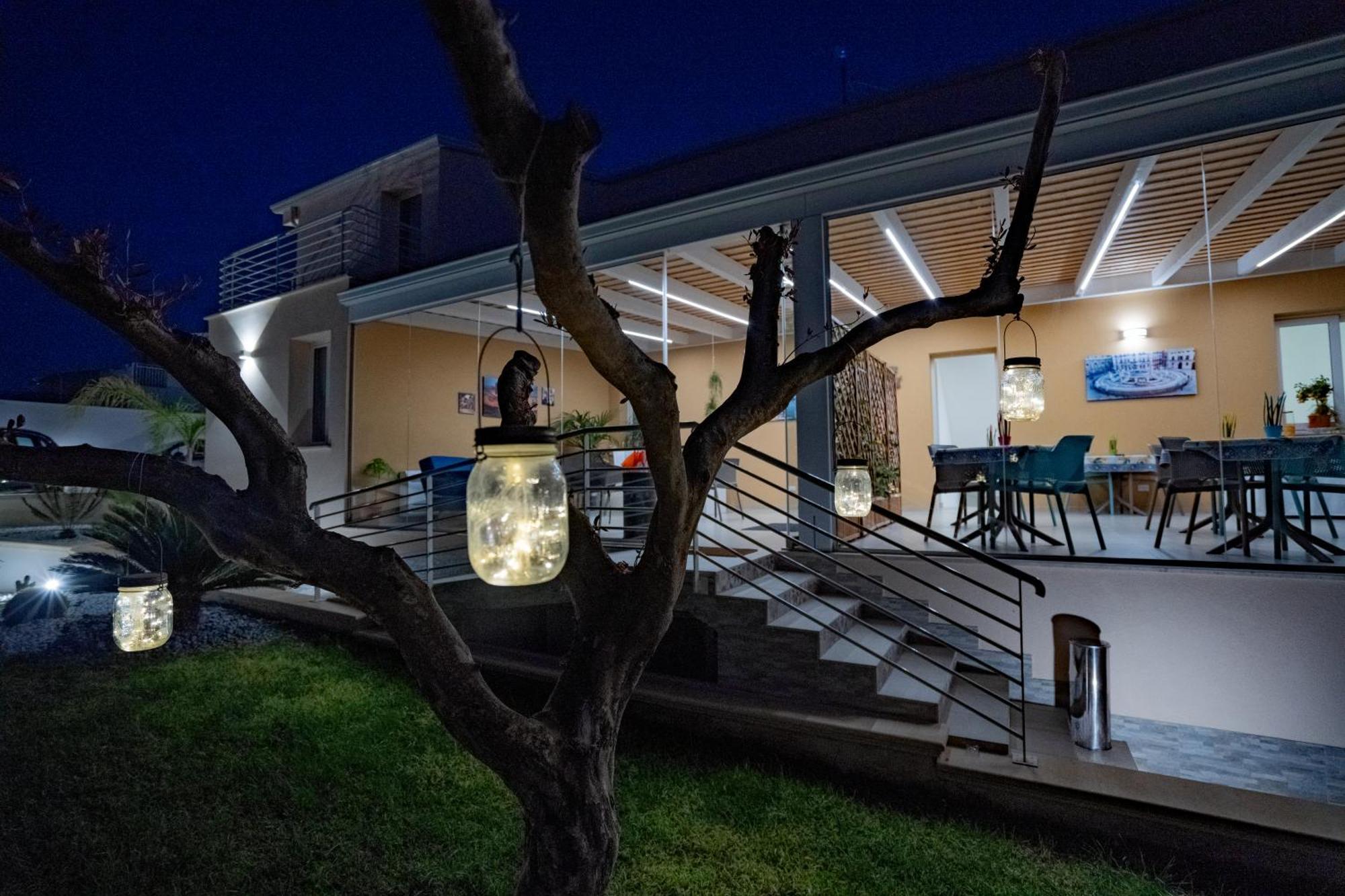 B&B Alba Terrasini Exterior photo